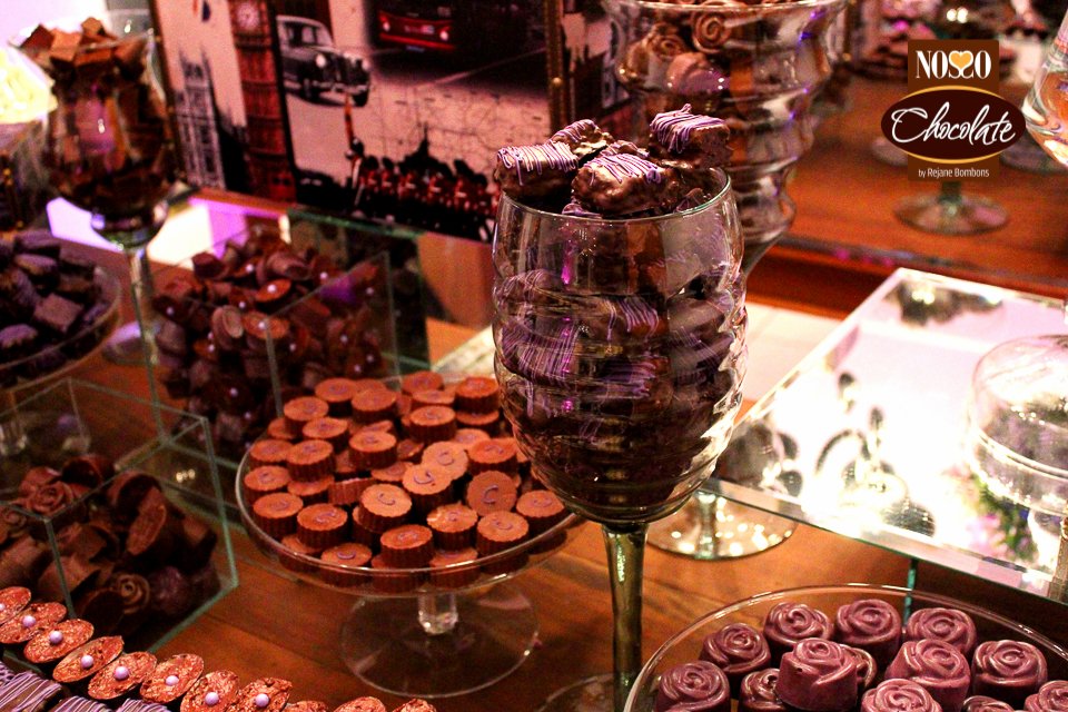 Variedade de bombons artesanais